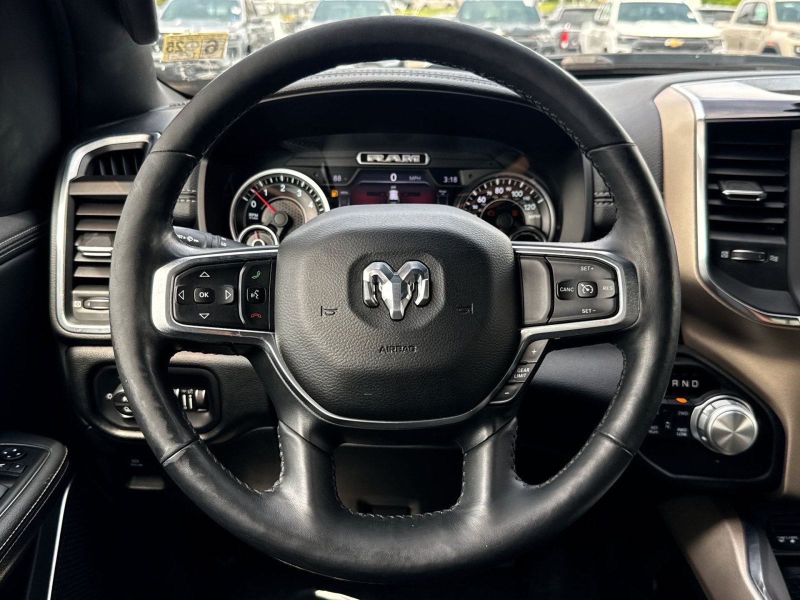 Used 2019 RAM 1500 Laramie w/ Sport Appearance Package AWD/4WD image 16