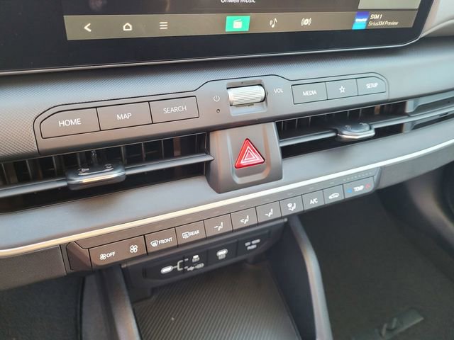 Used 2025 Kia K4 LXS image 17