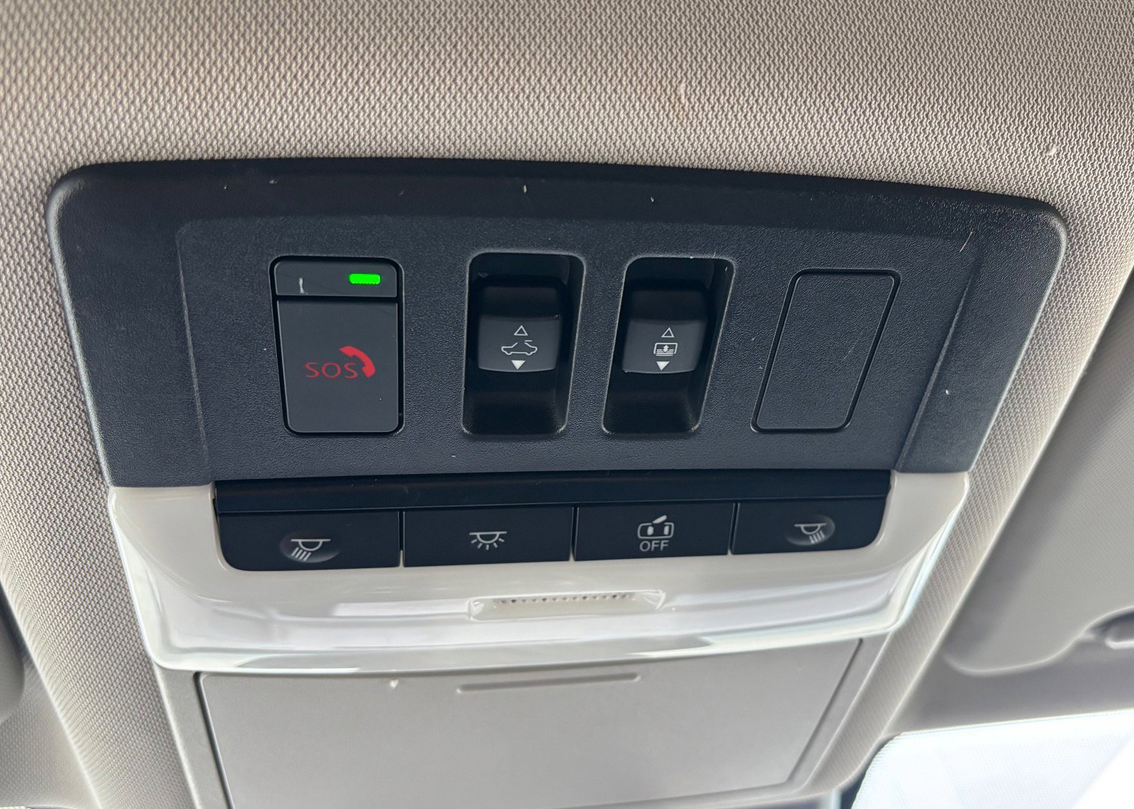 Used 2023 Nissan Rogue SL w/ SL Premium Package image 64