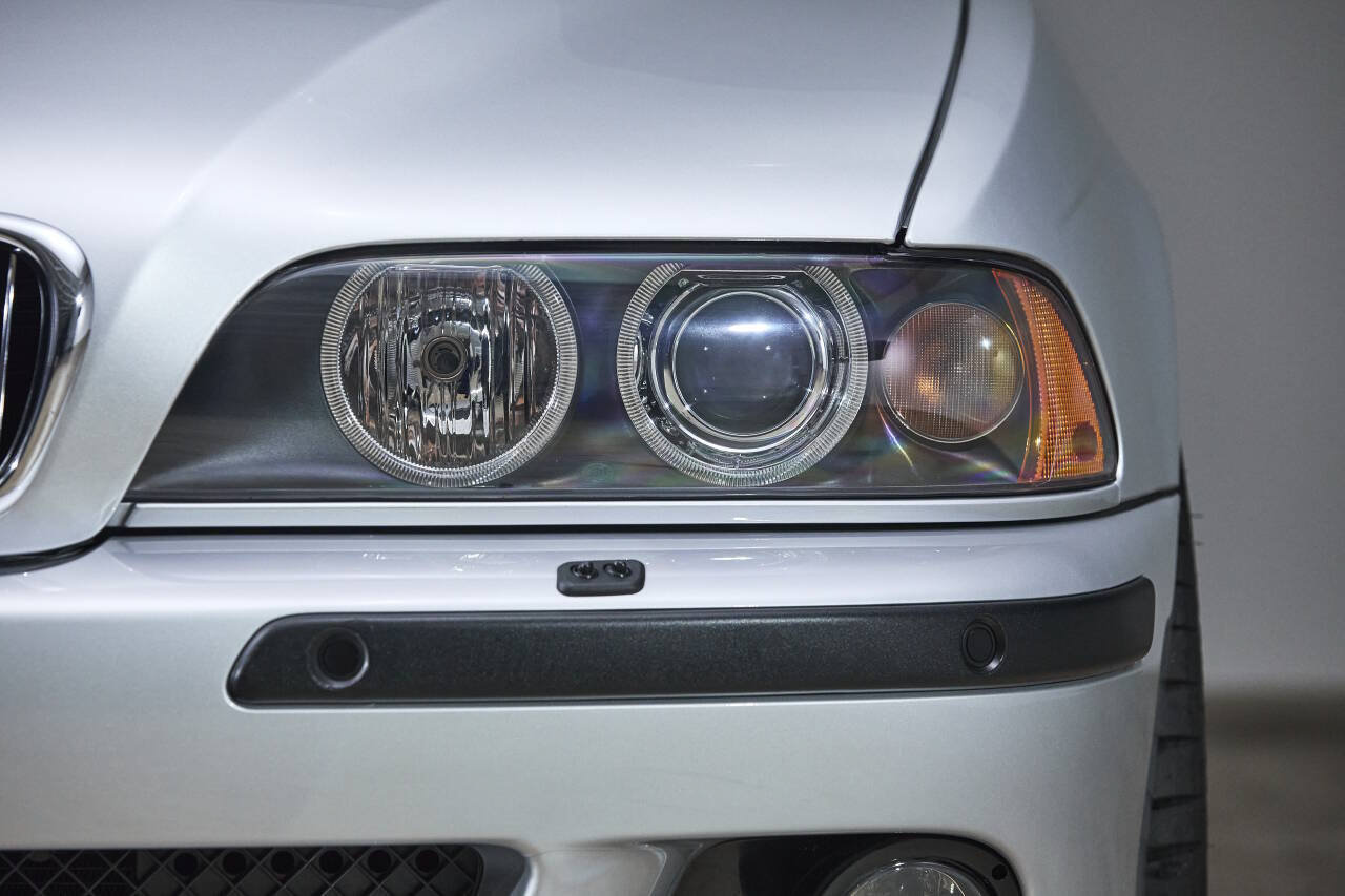 Used 2003 BMW M5 RWD image 16