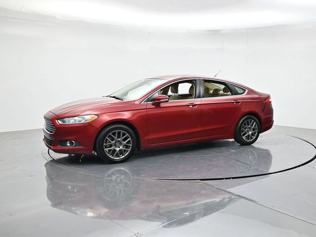 Used 2014 Ford Fusion SE w/ Equipment Group 202A FWD image 5