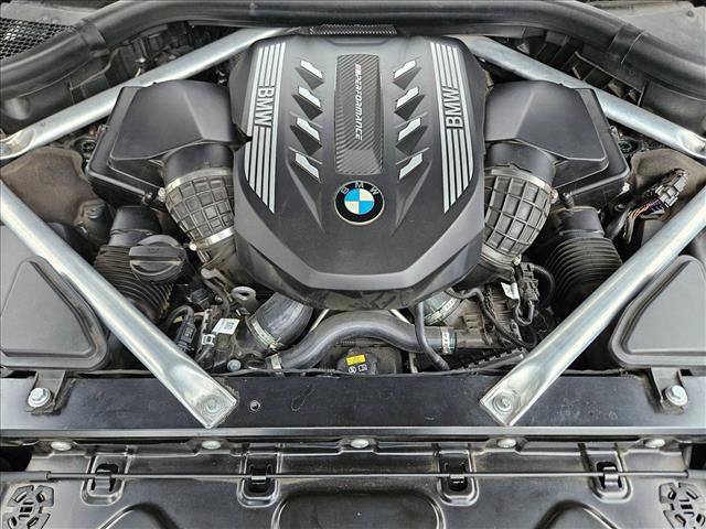 Used 2022 BMW X7 M50i w/ Dynamic Handling Package image 26