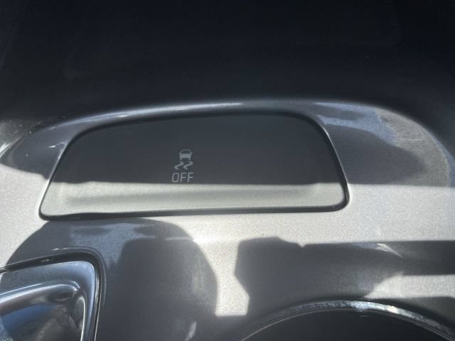 Used 2023 Chevrolet Malibu LT FWD image 17