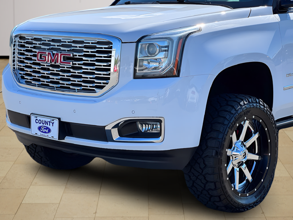 Used 2018 GMC Yukon XL Denali w/ Open Road Package AWD/4WD image 37