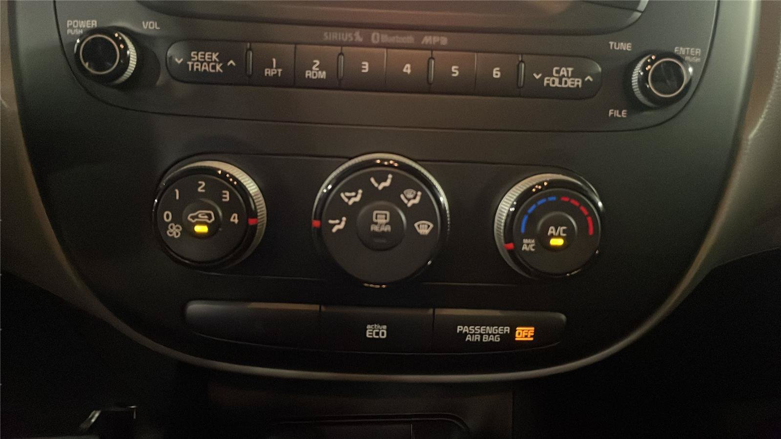 Used 2015 Kia Soul + FWD image 18