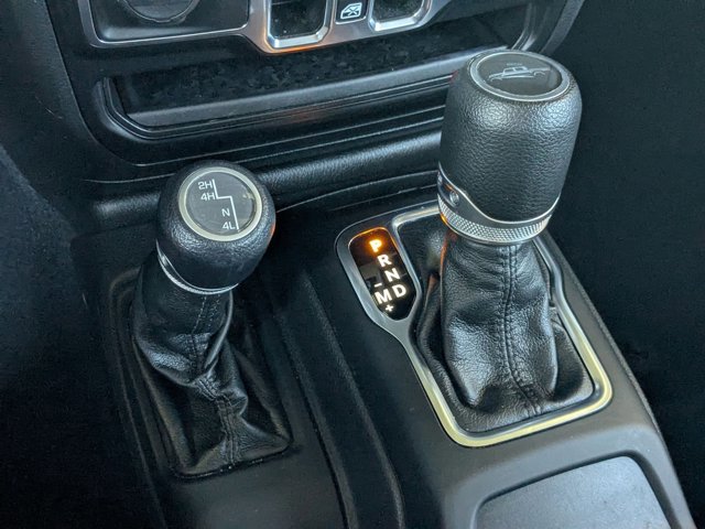 Used 2022 Jeep Gladiator Sport image 12