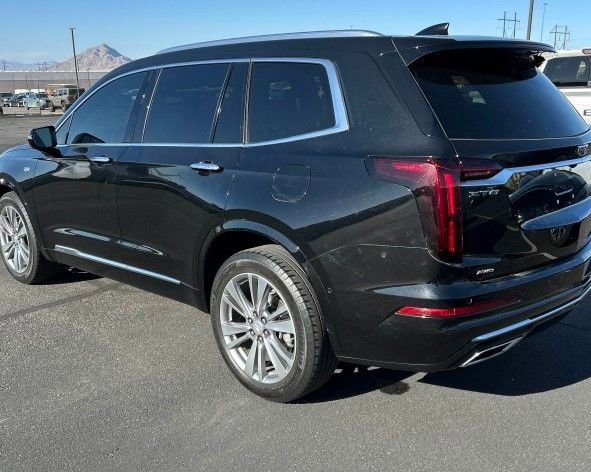 Used 2024 Cadillac XT6 Premium Luxury w/ Technology Package image 5