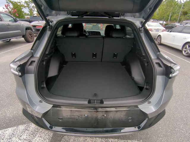 New 2025 Chevrolet Equinox EV LT w/ Convenience Package II AWD/4WD image 36