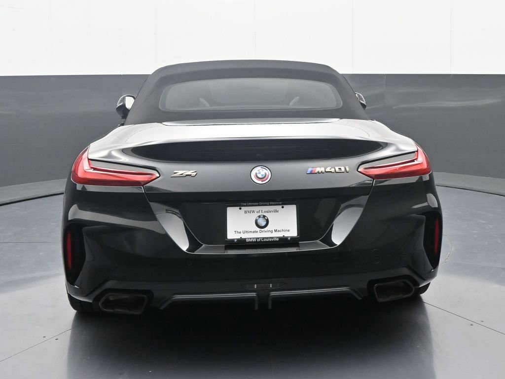 Used 2023 BMW Z4 M40i w/ Premium Package image 6