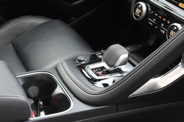 Used 2024 Jaguar E-PACE R-Dynamic SE image 26