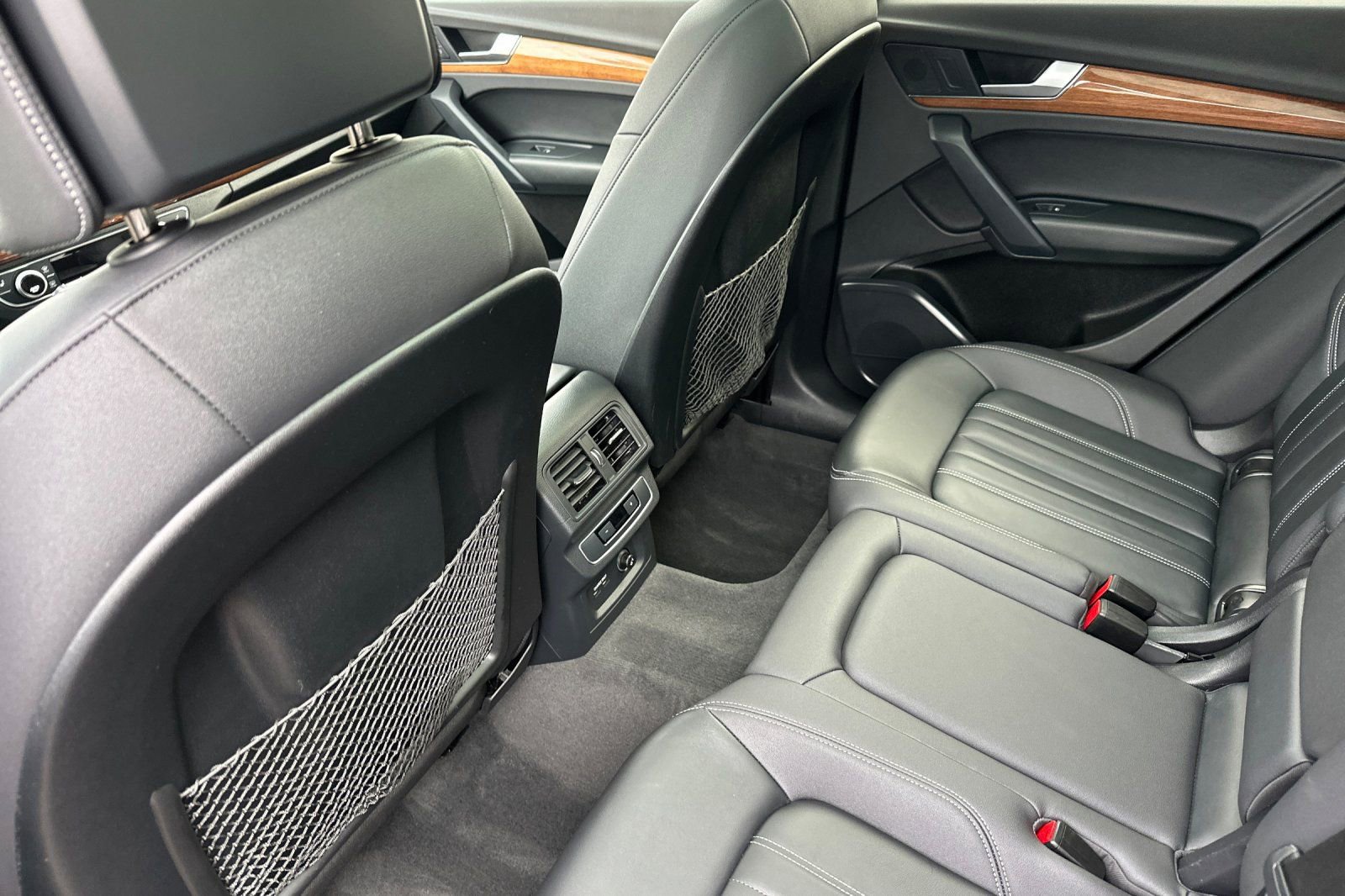 Used 2023 Audi Q5 2.0T Premium w/ Convenience Package image 14