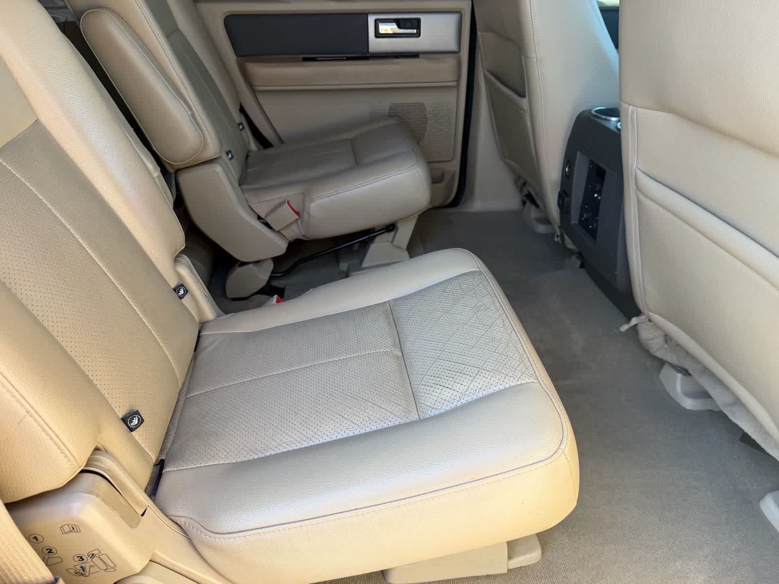 Used 2012 Ford Expedition XLT AWD/4WD image 15