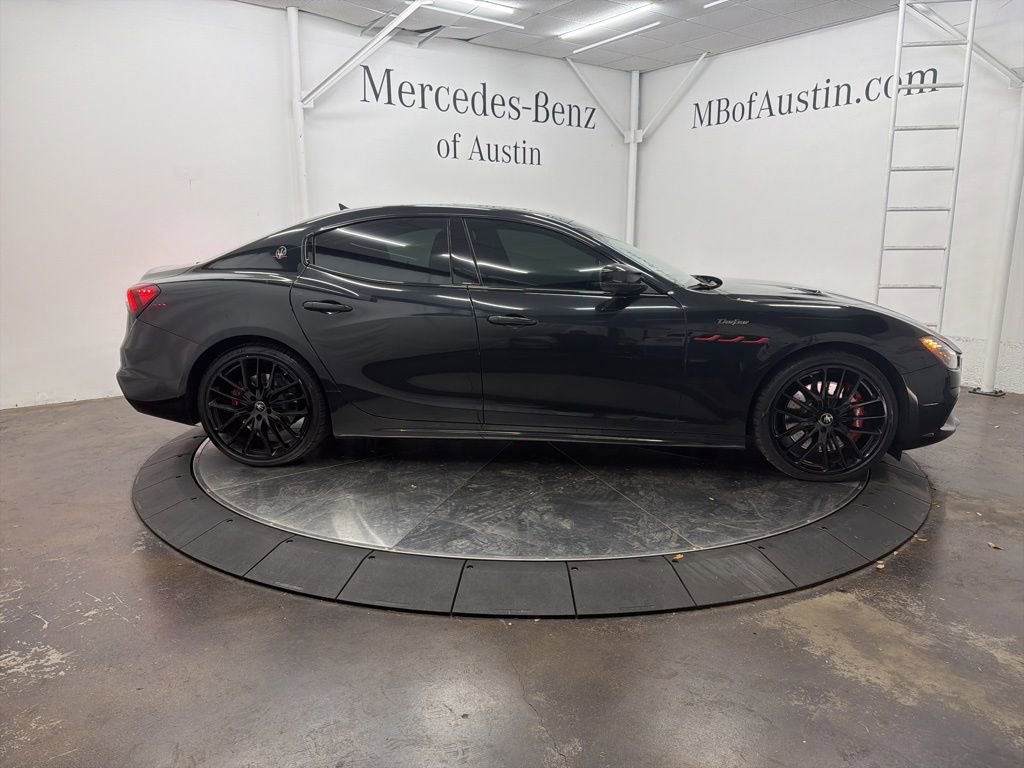 Used 2021 Maserati Ghibli Trofeo image 8
