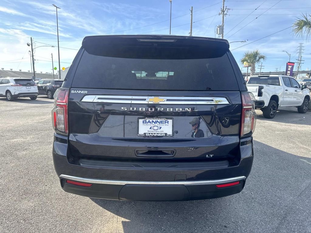 Certified 2024 Chevrolet Suburban LT image 6