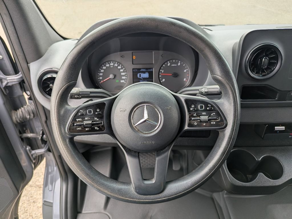 Used 2020 Mercedes-Benz Sprinter 3500 image 13