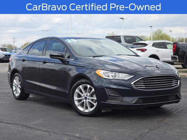 Used 2020 Ford Fusion SE image 2