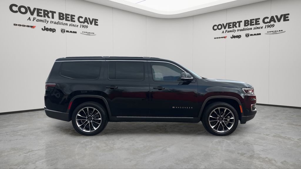 Used 2022 Jeep Wagoneer Series III w/ Premium Group I image 11