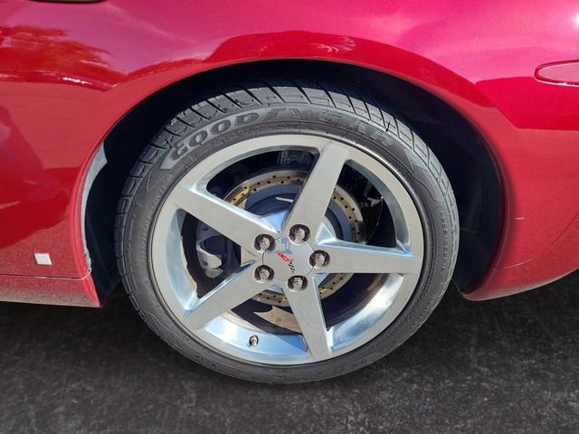 Used 2007 Chevrolet Corvette Coupe w/ Preferred Equipment Group image 24