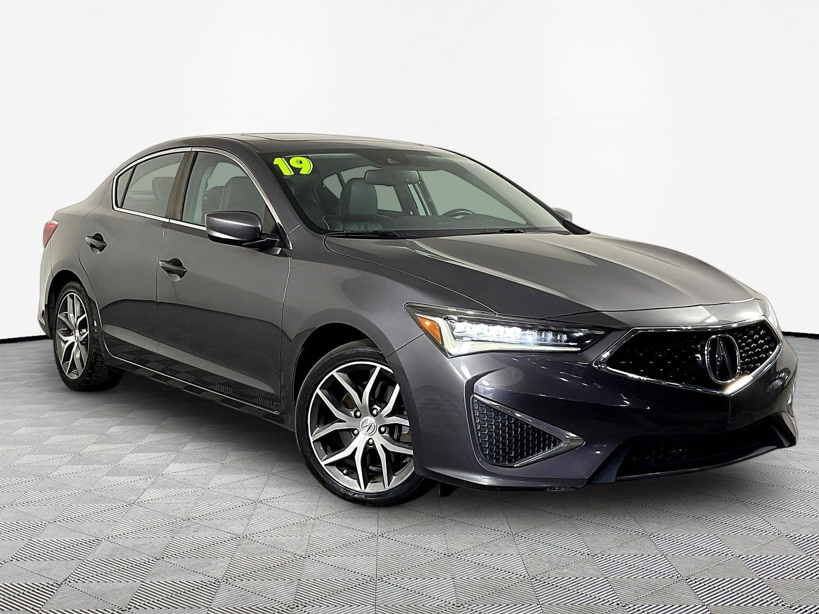 Used 2019 Acura ILX FWD image 3