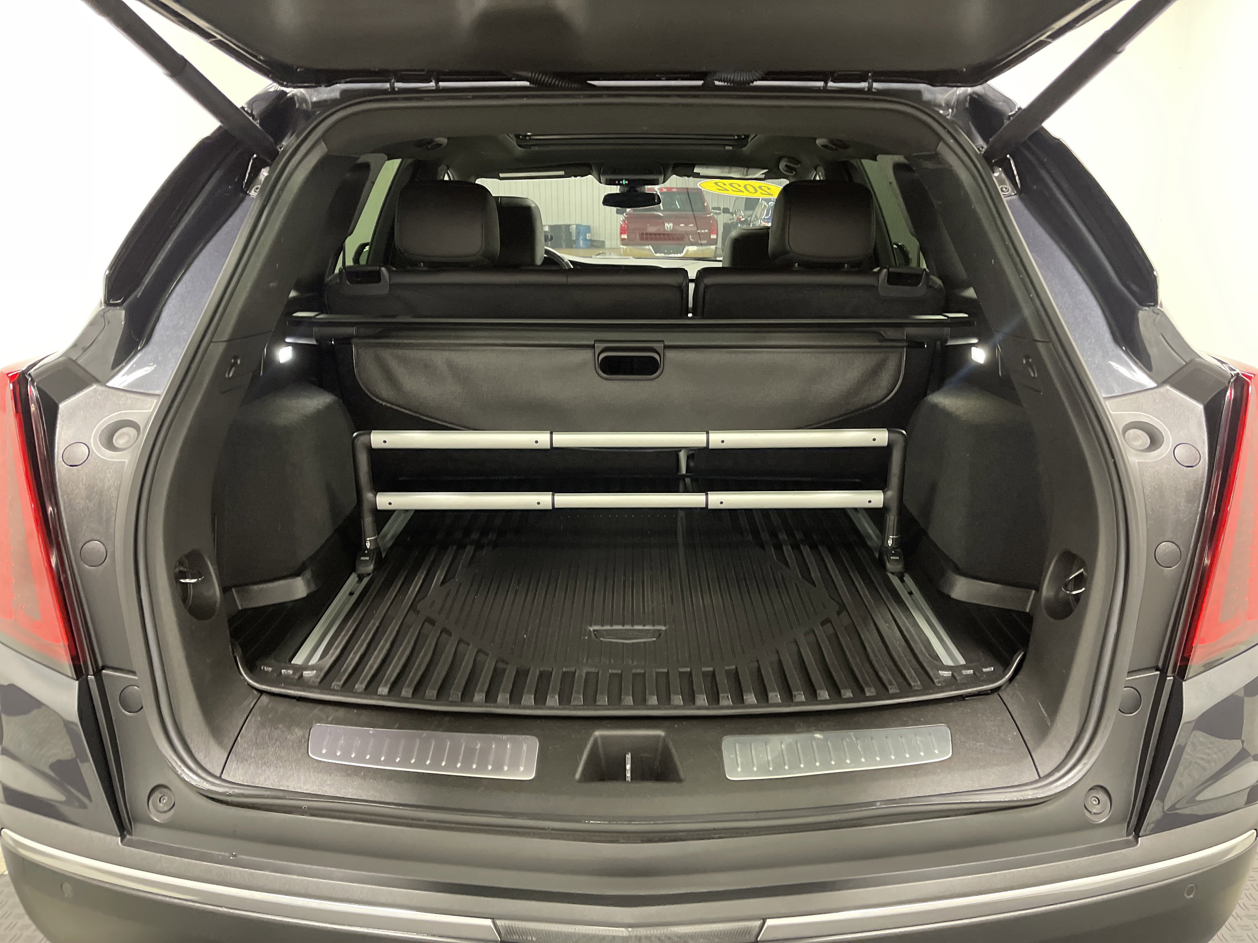 Used 2022 Cadillac XT5 Premium Luxury image 18