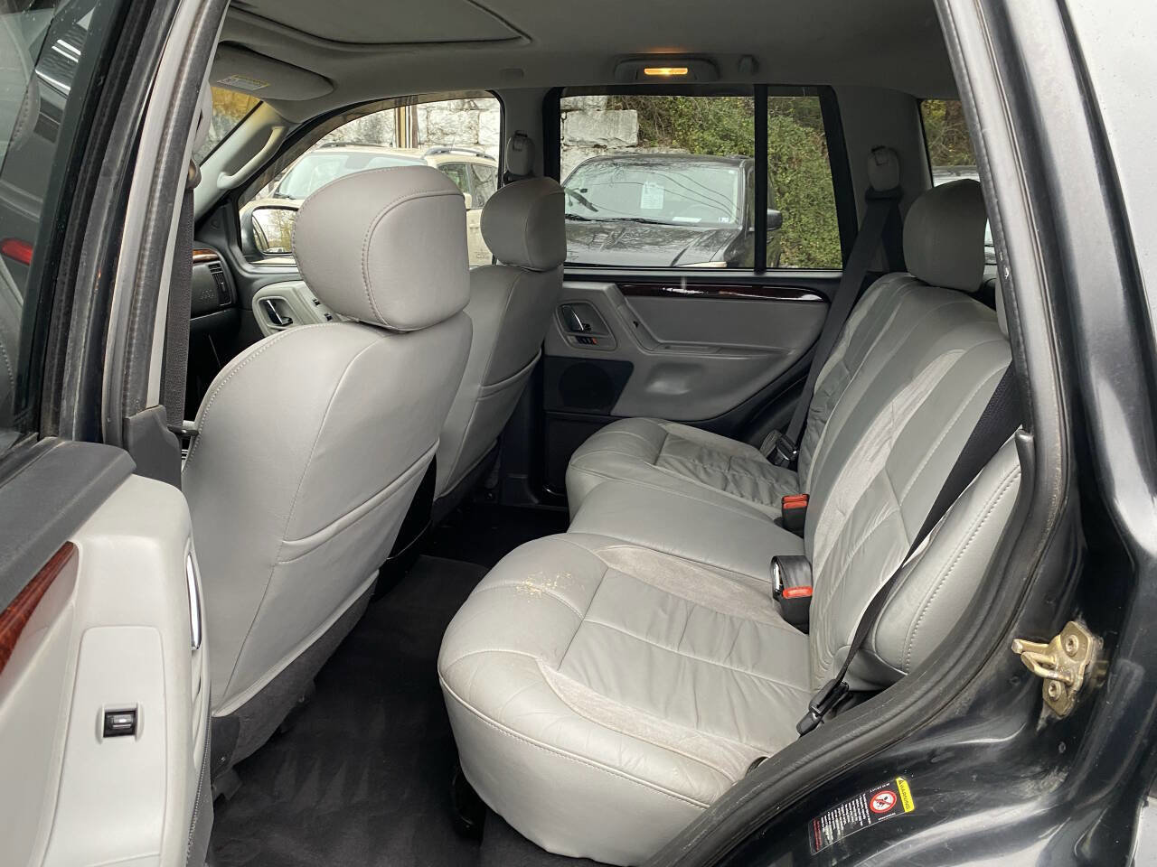 Used 2002 Jeep Grand Cherokee Overland image 10