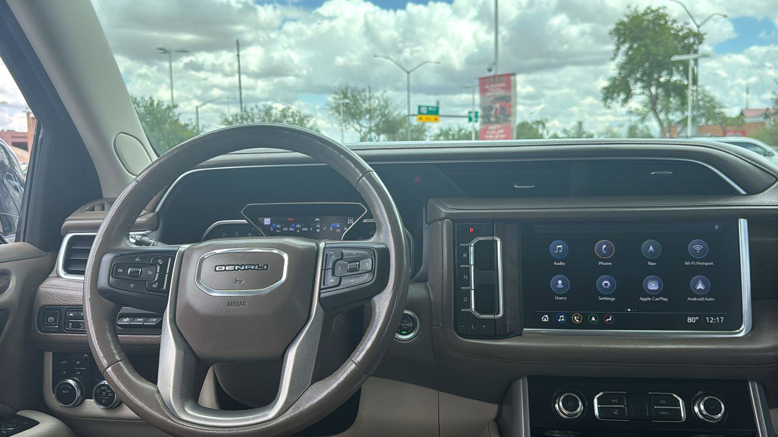 Used 2021 GMC Yukon XL Denali AWD/4WD image 11