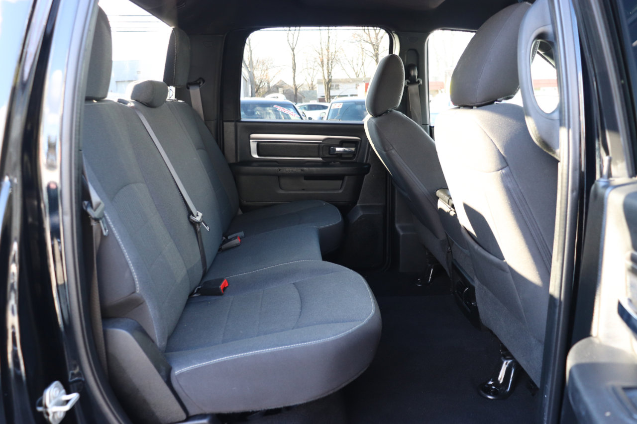 Used 2024 RAM 1500 Classic Warlock image 13