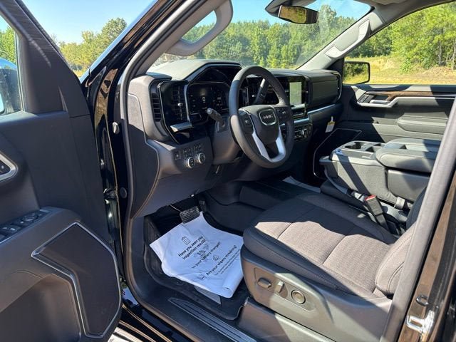 New 2026 GMC Sierra 1500 SLE w/ X31 Off-Road Package AWD/4WD image 11