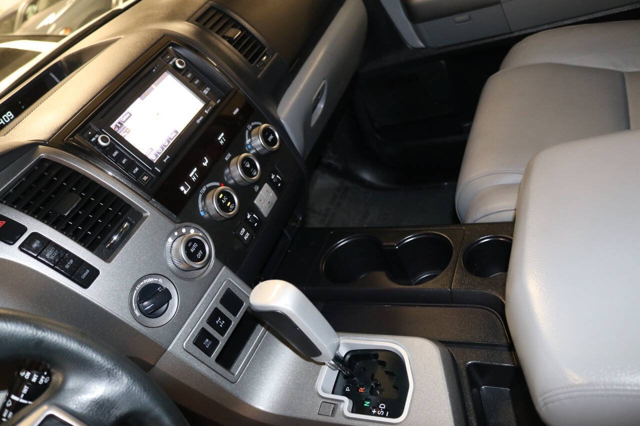 Used 2017 Toyota Sequoia Limited w/ Safety & Convenience Package AWD/4WD image 63