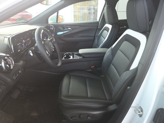 New 2026 Chevrolet Blazer EV LT AWD/4WD image 14