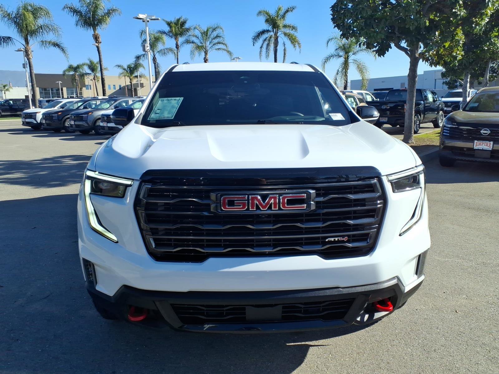 Used 2024 GMC Acadia AT4 image 2