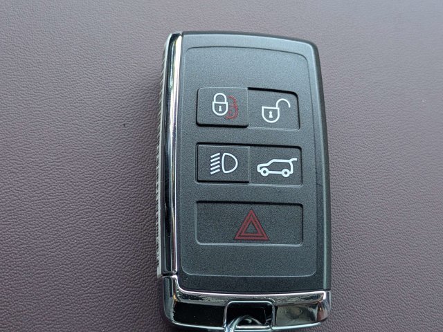 Used 2025 Land Rover Range Rover Long Wheelbase Autobiography AWD/4WD image 64