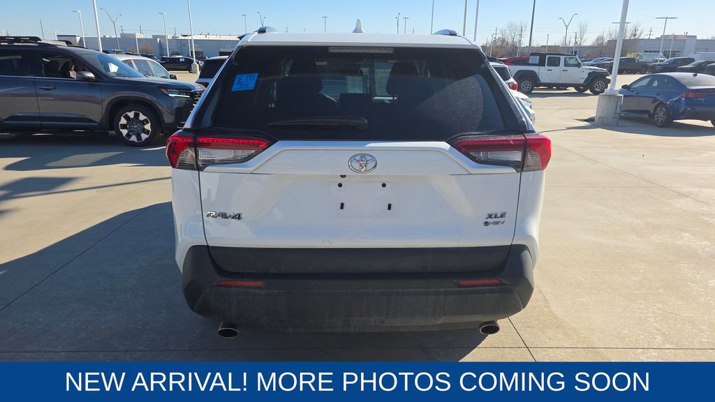 Used 2025 Toyota RAV4 XLE image 4