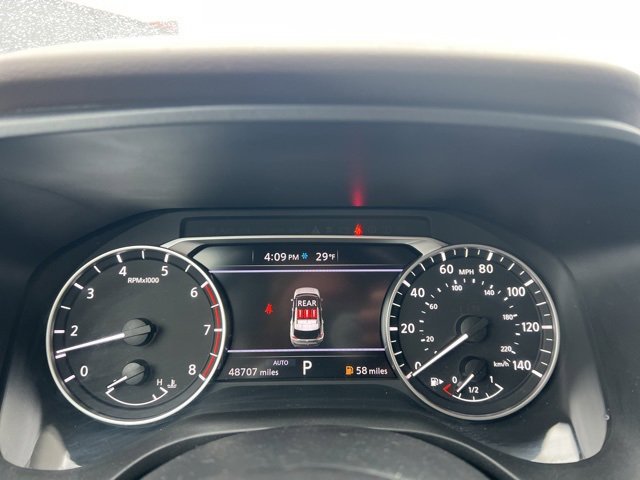 Used 2023 Nissan Rogue SV image 34