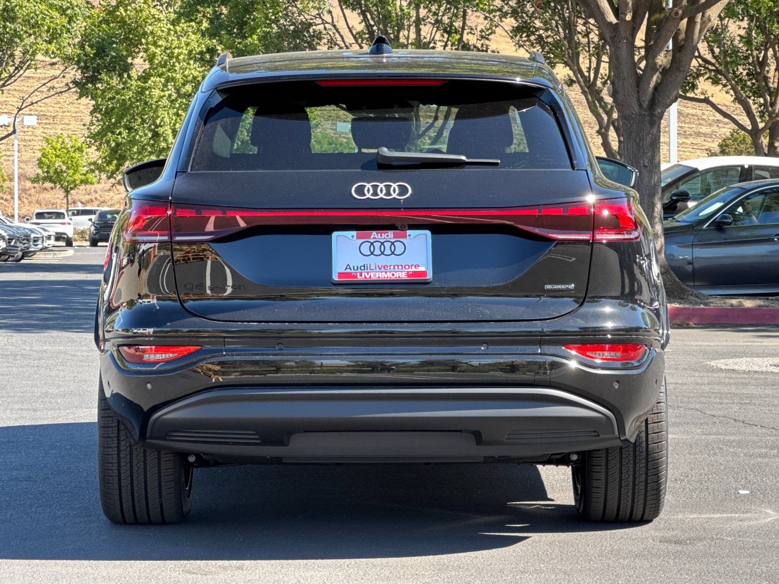 New 2027 Audi Q6 e-tron Premium AWD/4WD image 5