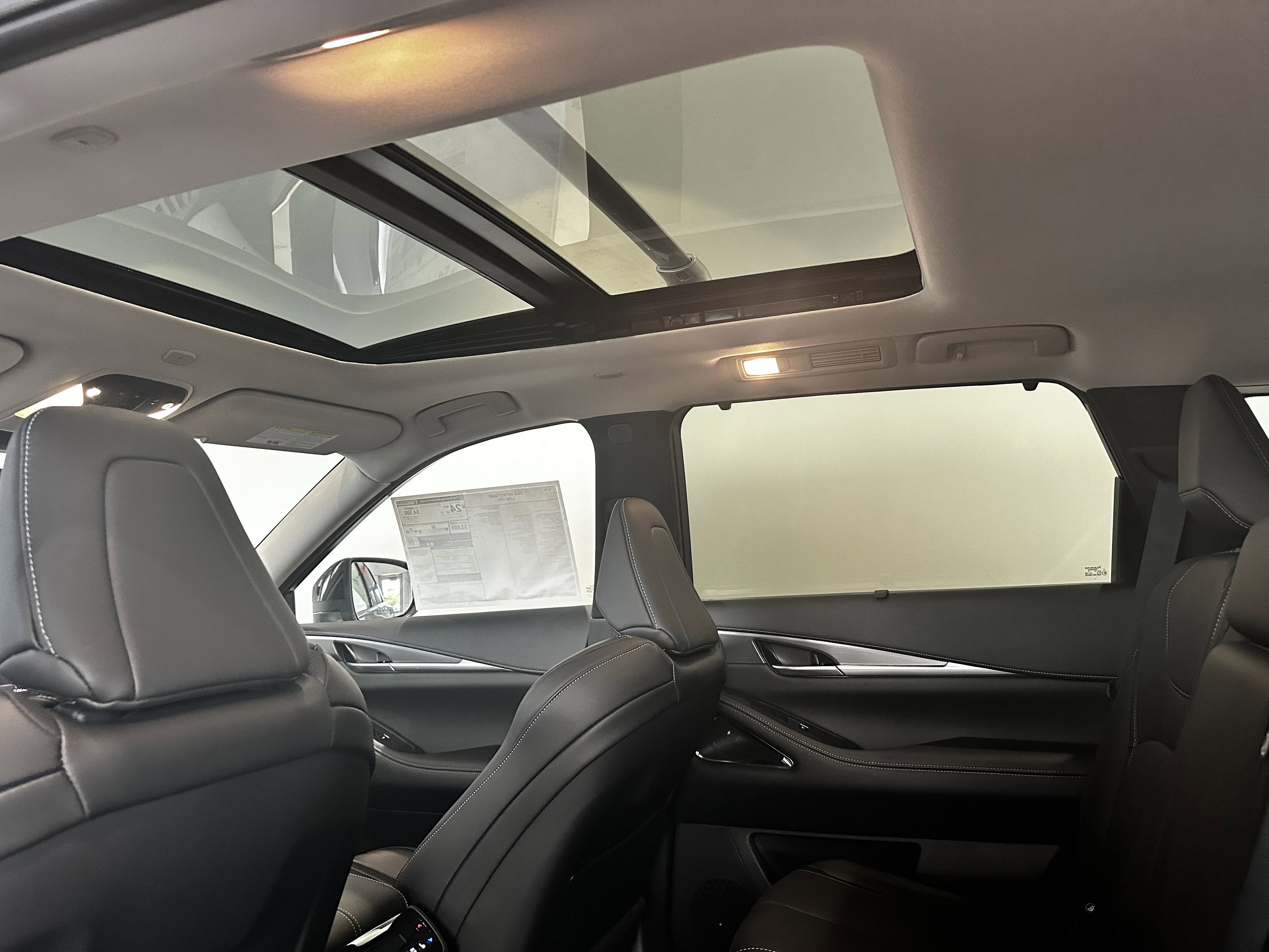 New 2026 INFINITI QX60 Luxe image 9