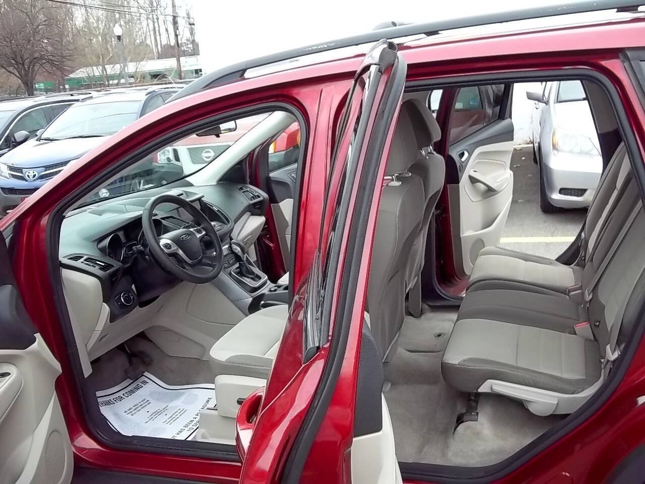 Used 2014 Ford Escape SE w/ Equipment Group 201A FWD image 6