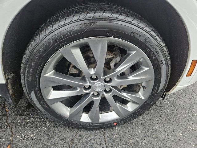 Certified 2021 Buick Envision Avenir image 26