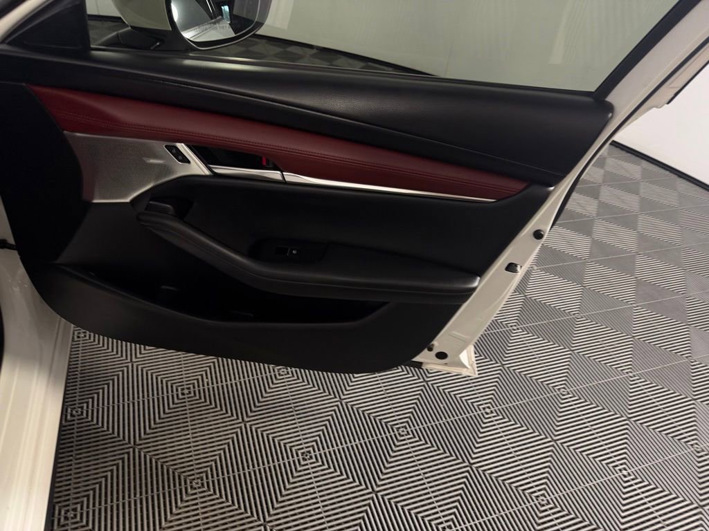 Used 2022 MAZDA MAZDA3 s FWD image 34