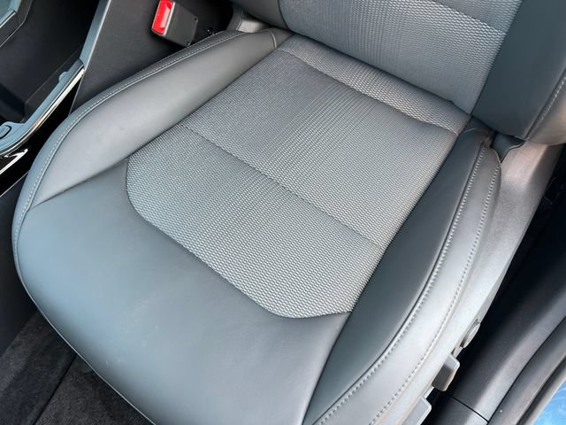 Used 2024 Kia Niro EX FWD image 10