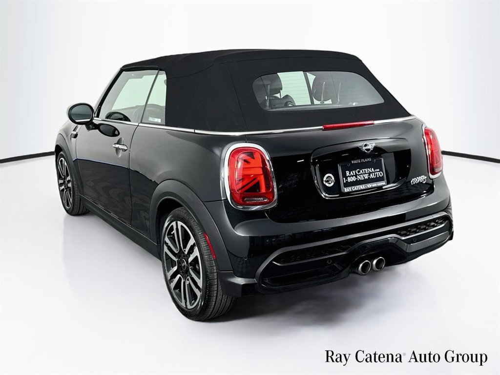 Used 2024 MINI Cooper S FWD image 5