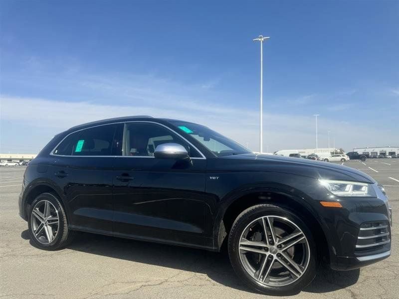 Used 2018 Audi SQ5 Premium Plus w/ Navigation Package image 1