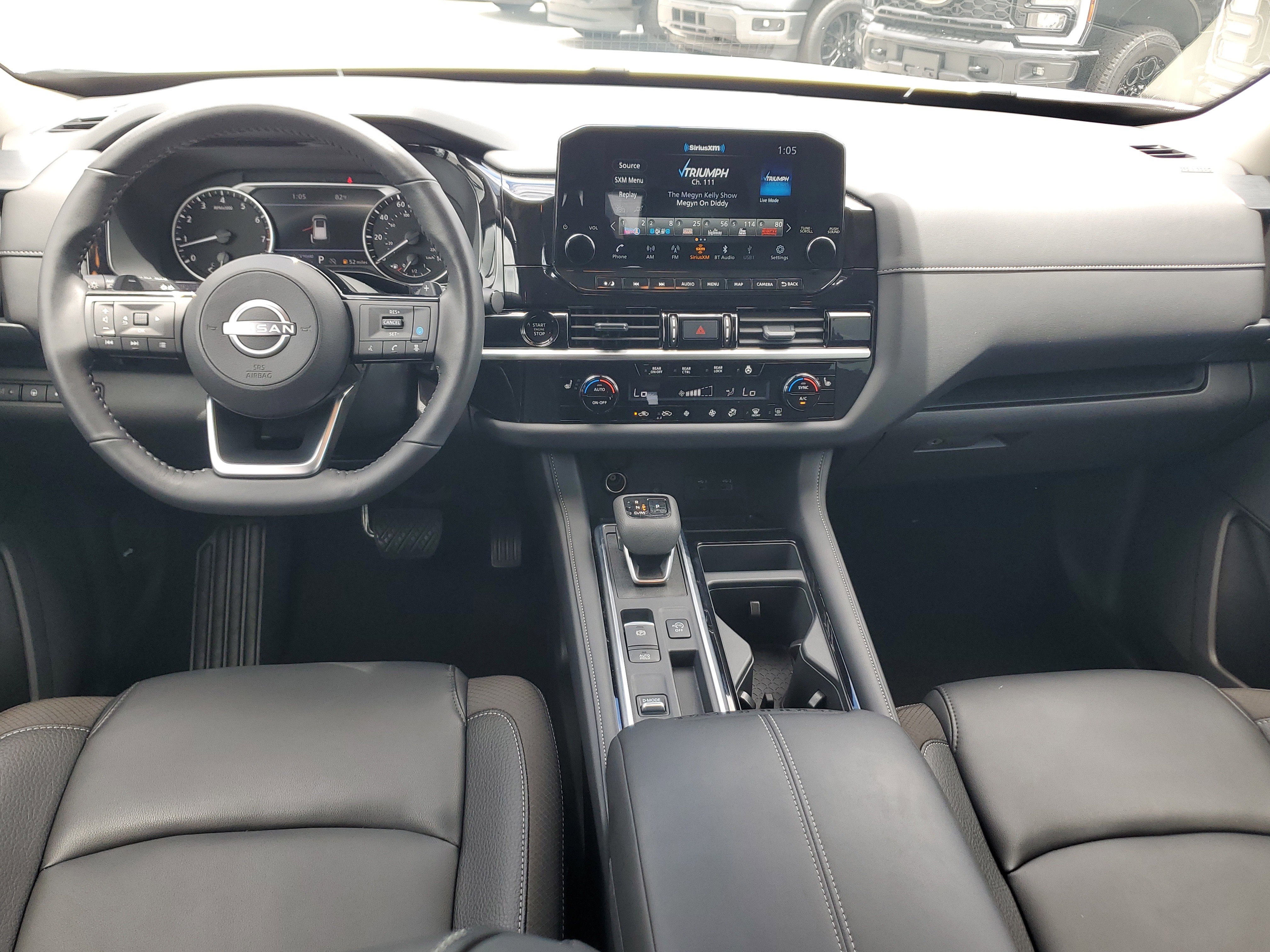 Certified 2025 Nissan Pathfinder SL image 18