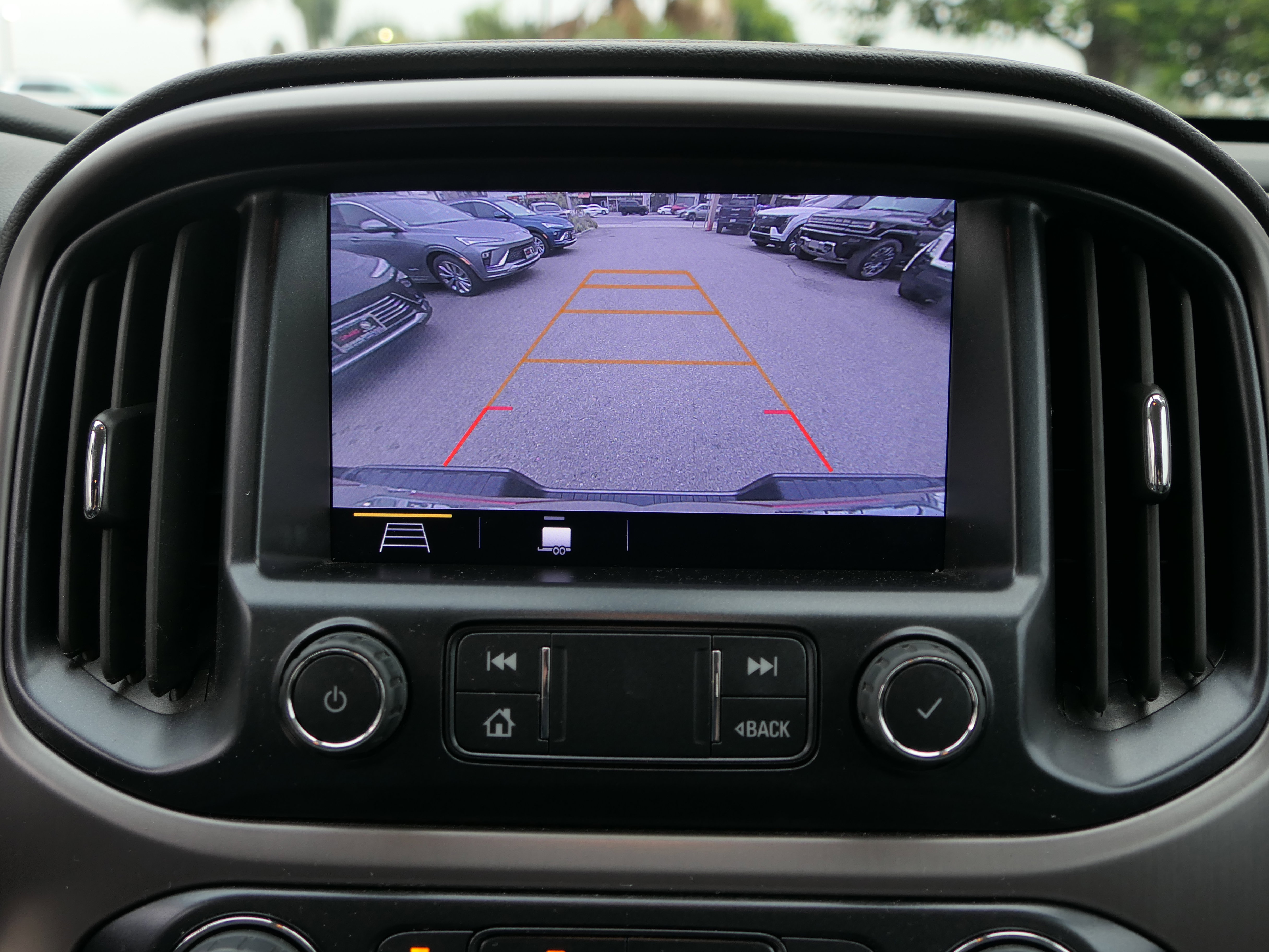 Used 2022 GMC Canyon AT4 image 21