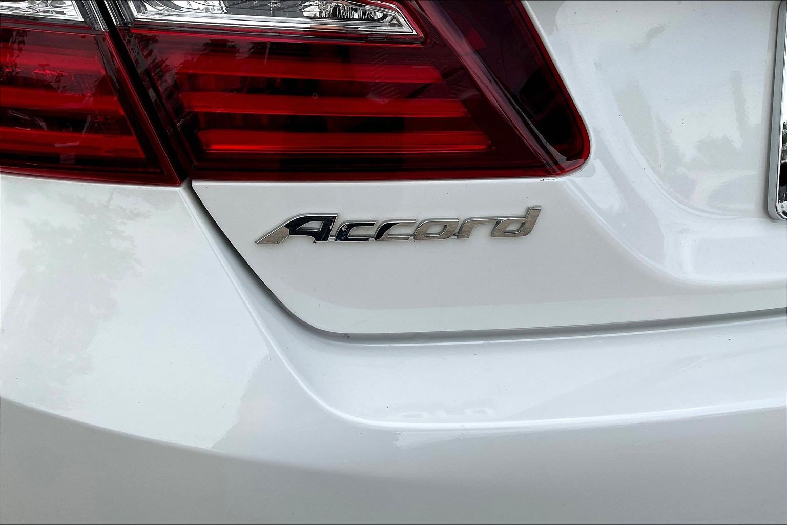 Used 2016 Honda Accord LX image 23