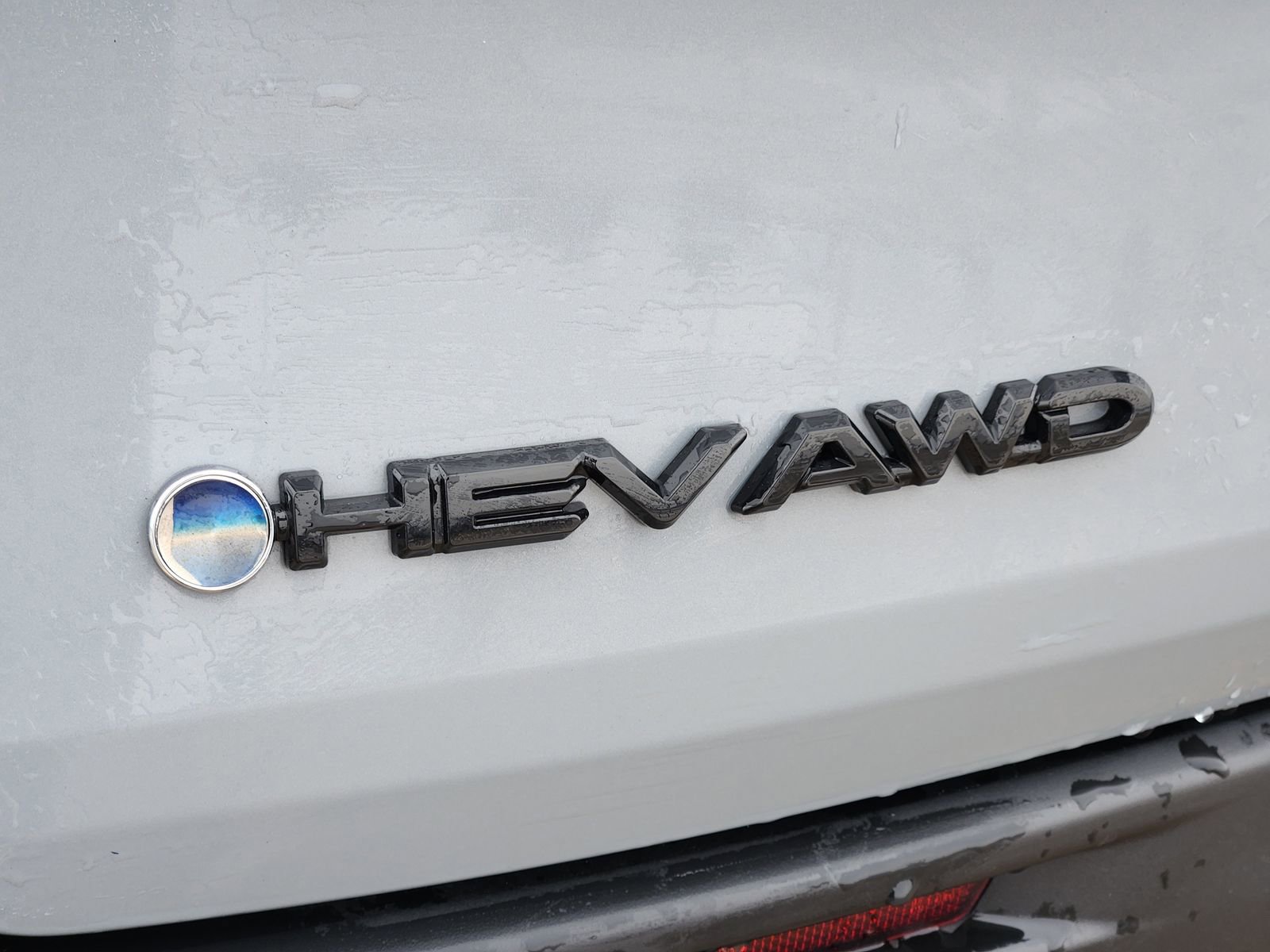 Used 2025 Toyota Sienna XLE Woodland Edition image 12