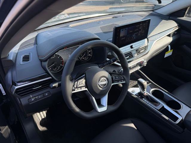 New 2025 Nissan Altima 2.5 SR w/ SR Premium Package image 18