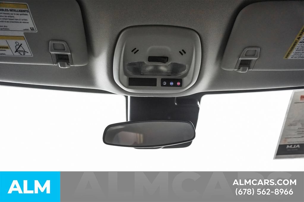 Used 2025 Chevrolet Trax LT FWD image 54