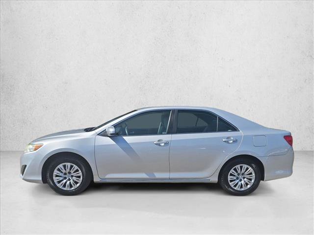 Used 2014 Toyota Camry LE FWD image 9