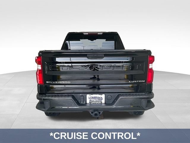 Used 2022 Chevrolet Silverado 1500 Custom Trail Boss w/ Safety Confidence Package AWD/4WD image 9